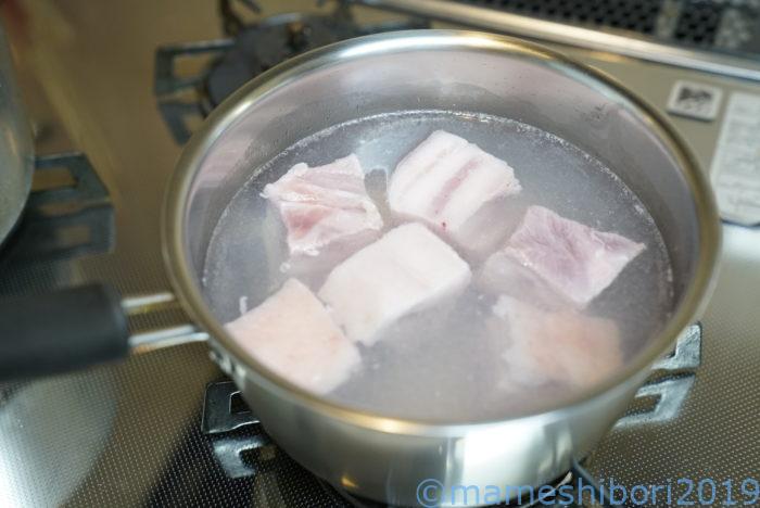 簡単で美味しい角煮作り【モランボン角煮のたれ】